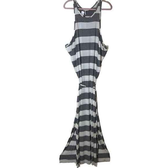 NEW Vitamin A Island Maxi in Nomad Stripe NWT - Picture 4 of 16
